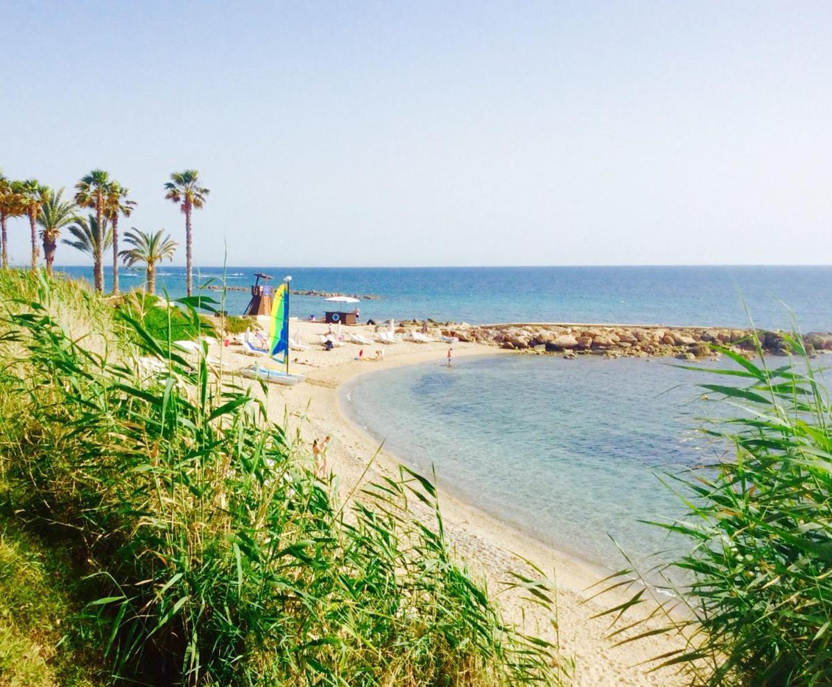 Hotel Complex House Near The Beach Paphos Exterior photo