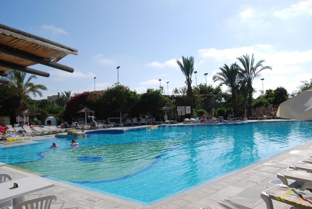 Hotel Complex House Near The Beach Paphos Exterior photo